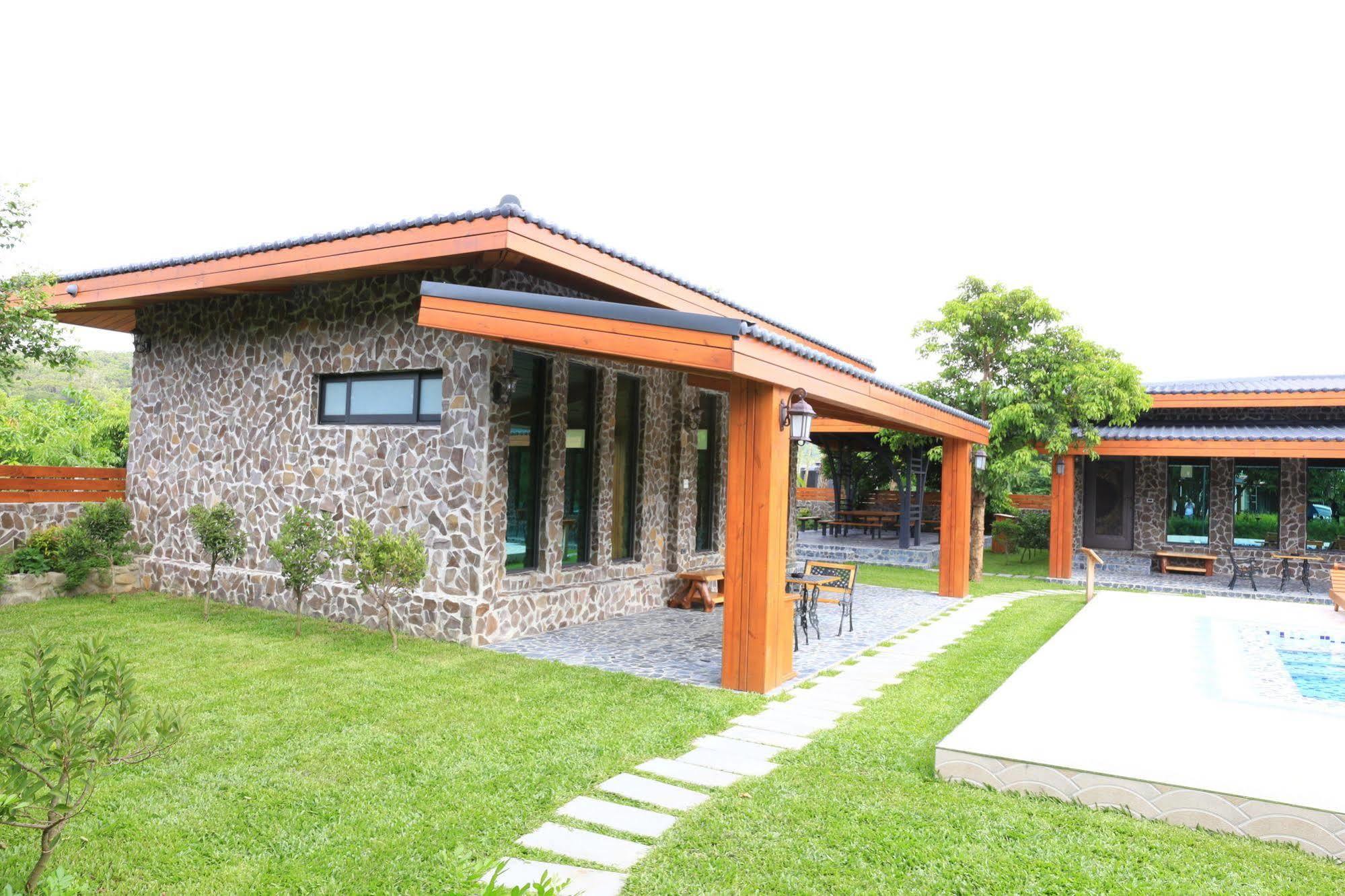 Kenting Four Season Villa Heng-ch'un Exterior foto